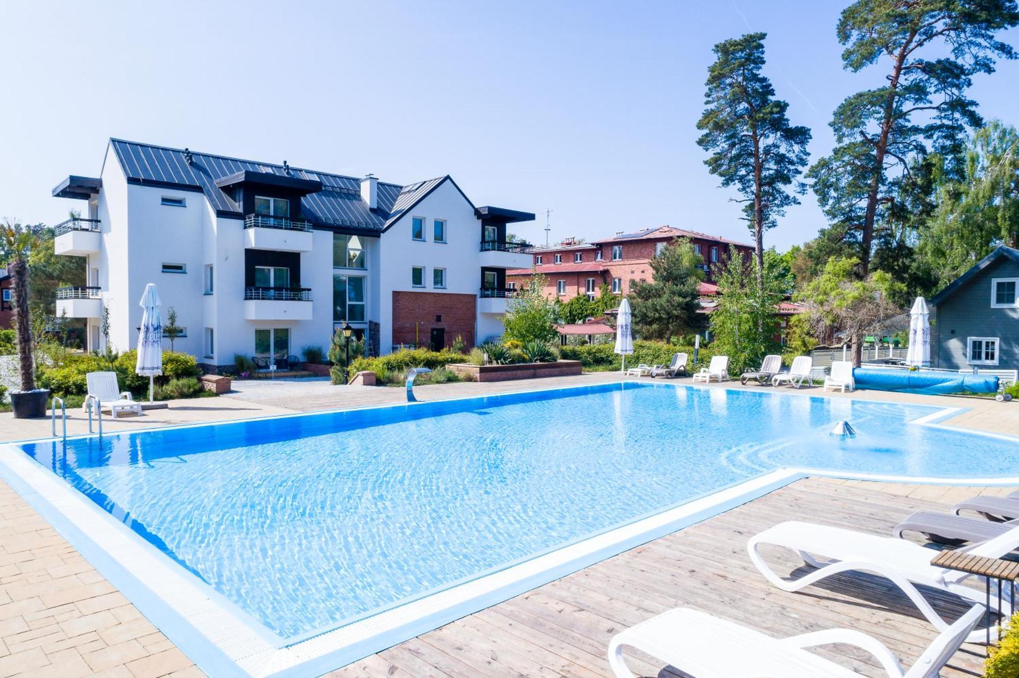 Apartamenty Przy Plazy Z Basenem Z Podgrzewana Woda I Mini Spa - Osrodek Kolonijno-Wczasowy Mewa Niechorze Eksteriør billede